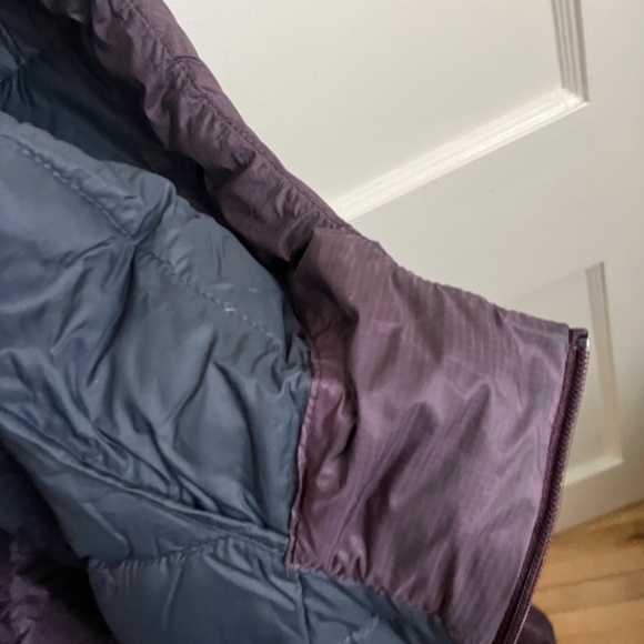 Mountain Hardware Rhea Ridge Down Jacket -  M - Picture 2 of 5